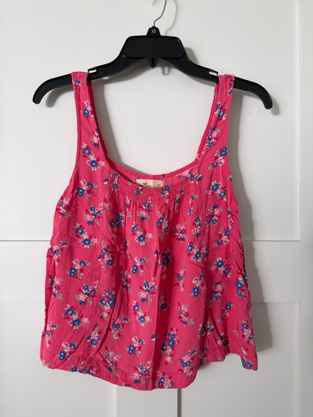 Hollister Bright Pink Floral Scoop Tank